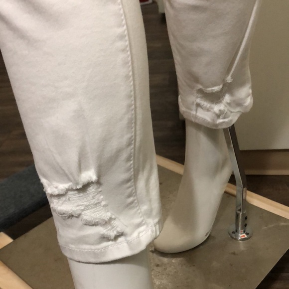 Refuge Curvy Straight Leg White Jeans size 7 - Picture 6 of 9